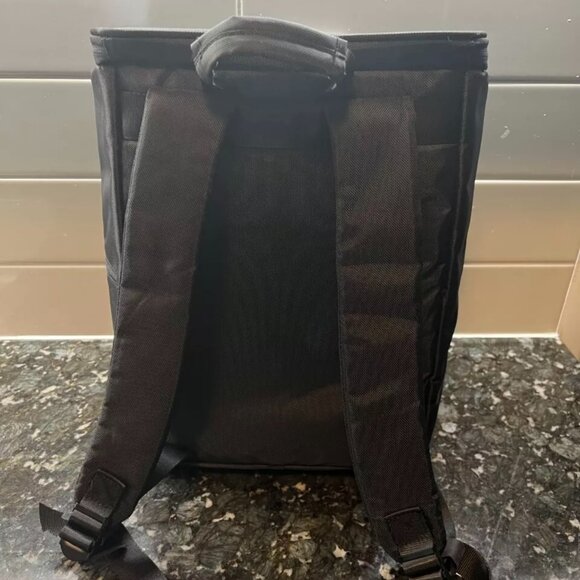 Apple Backpack Cooler Travel Employee Eat Well Challenge (including gold… - Picture 2 of 5